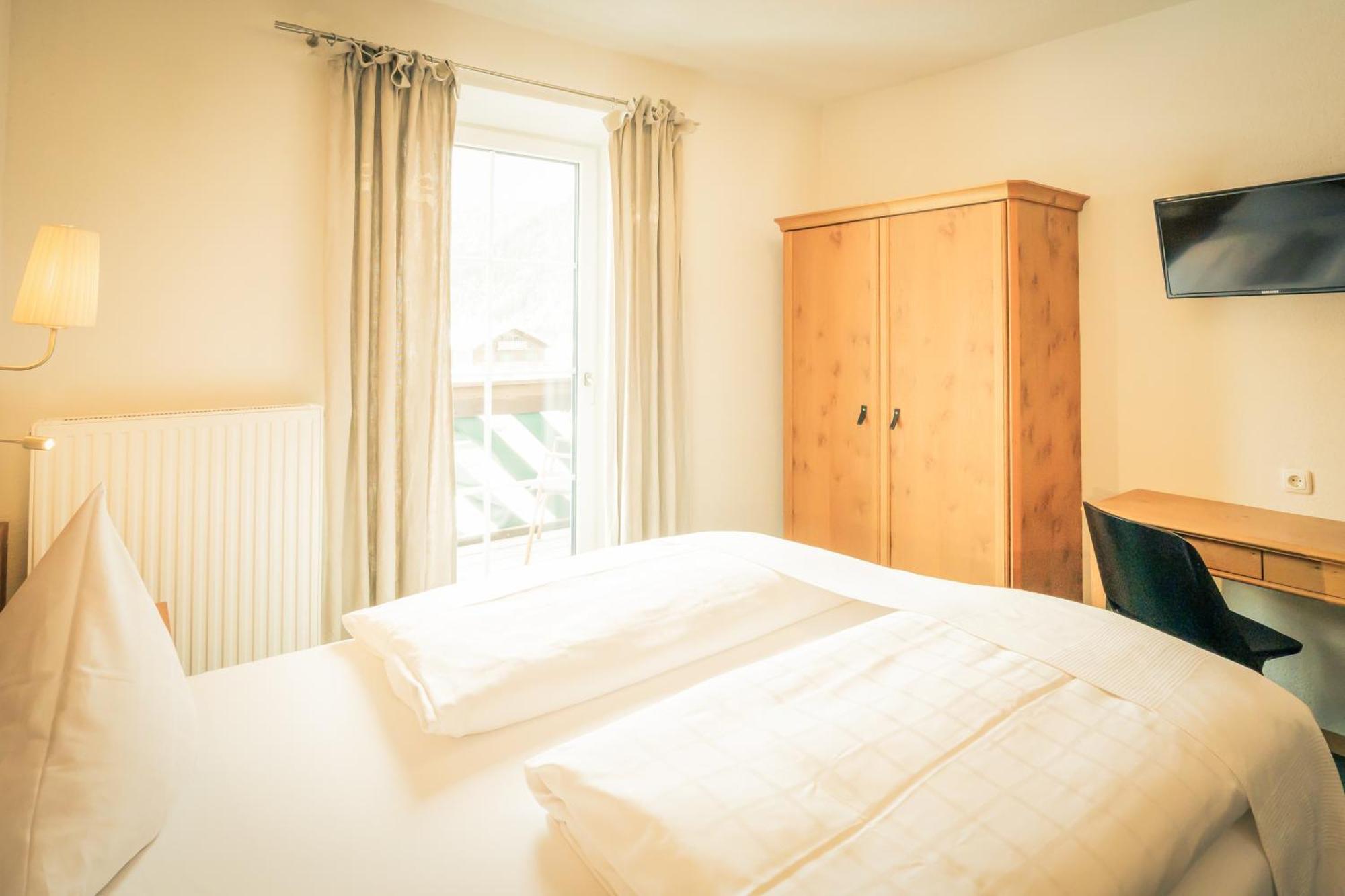 Posthotel Lechtal, Arlberg ホルツガウ エクステリア 写真