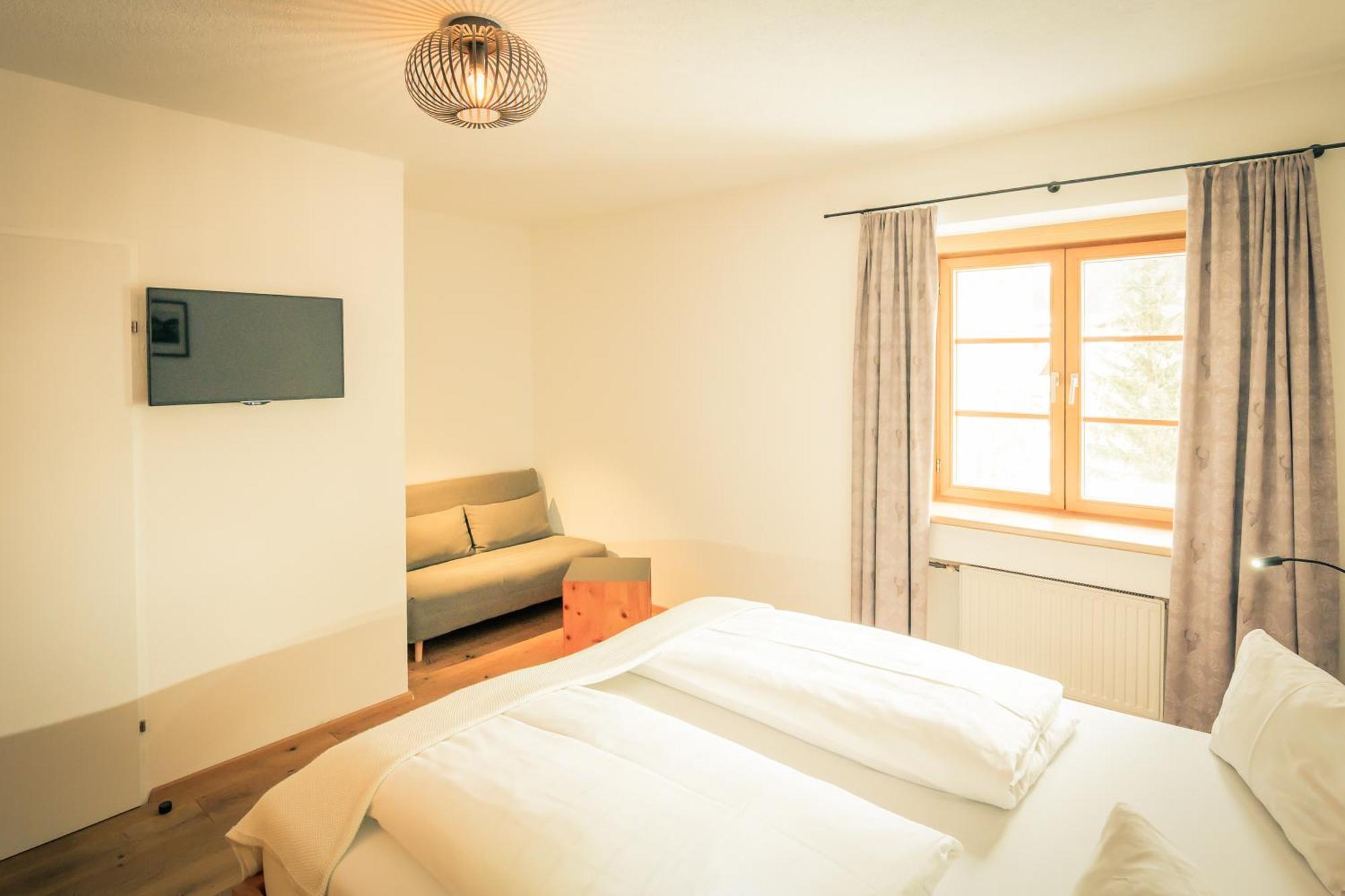 Posthotel Lechtal, Arlberg ホルツガウ エクステリア 写真