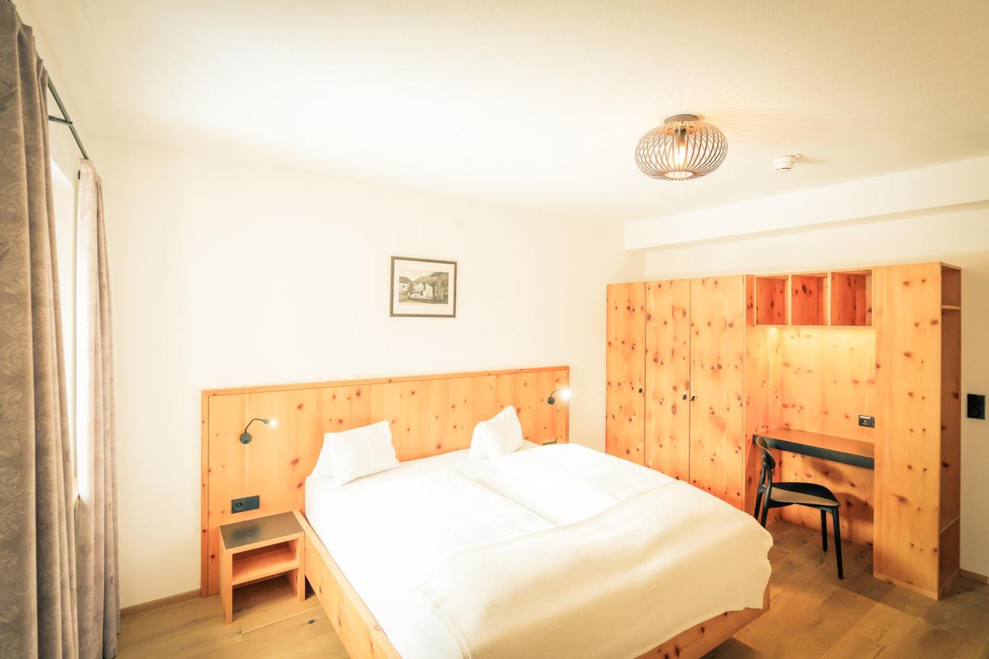 Posthotel Lechtal, Arlberg ホルツガウ エクステリア 写真