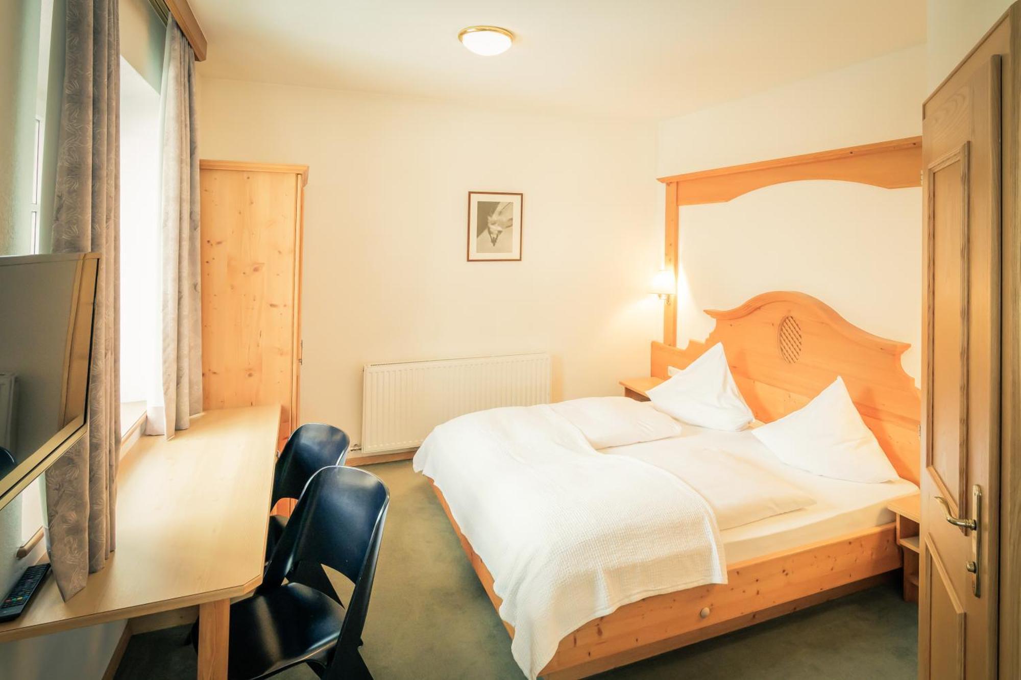 Posthotel Lechtal, Arlberg ホルツガウ エクステリア 写真