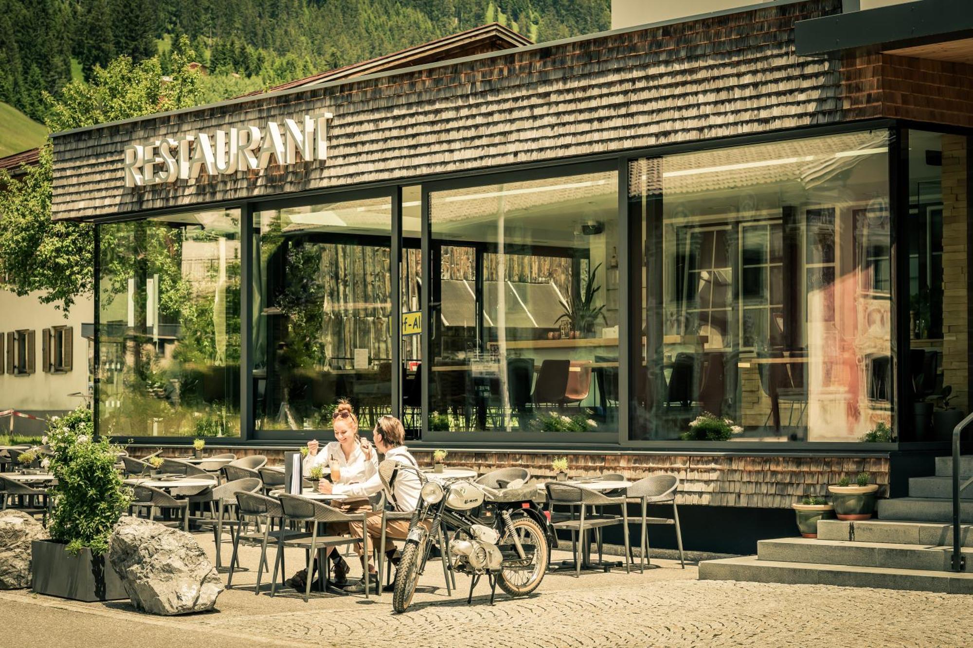 Posthotel Lechtal, Arlberg ホルツガウ エクステリア 写真