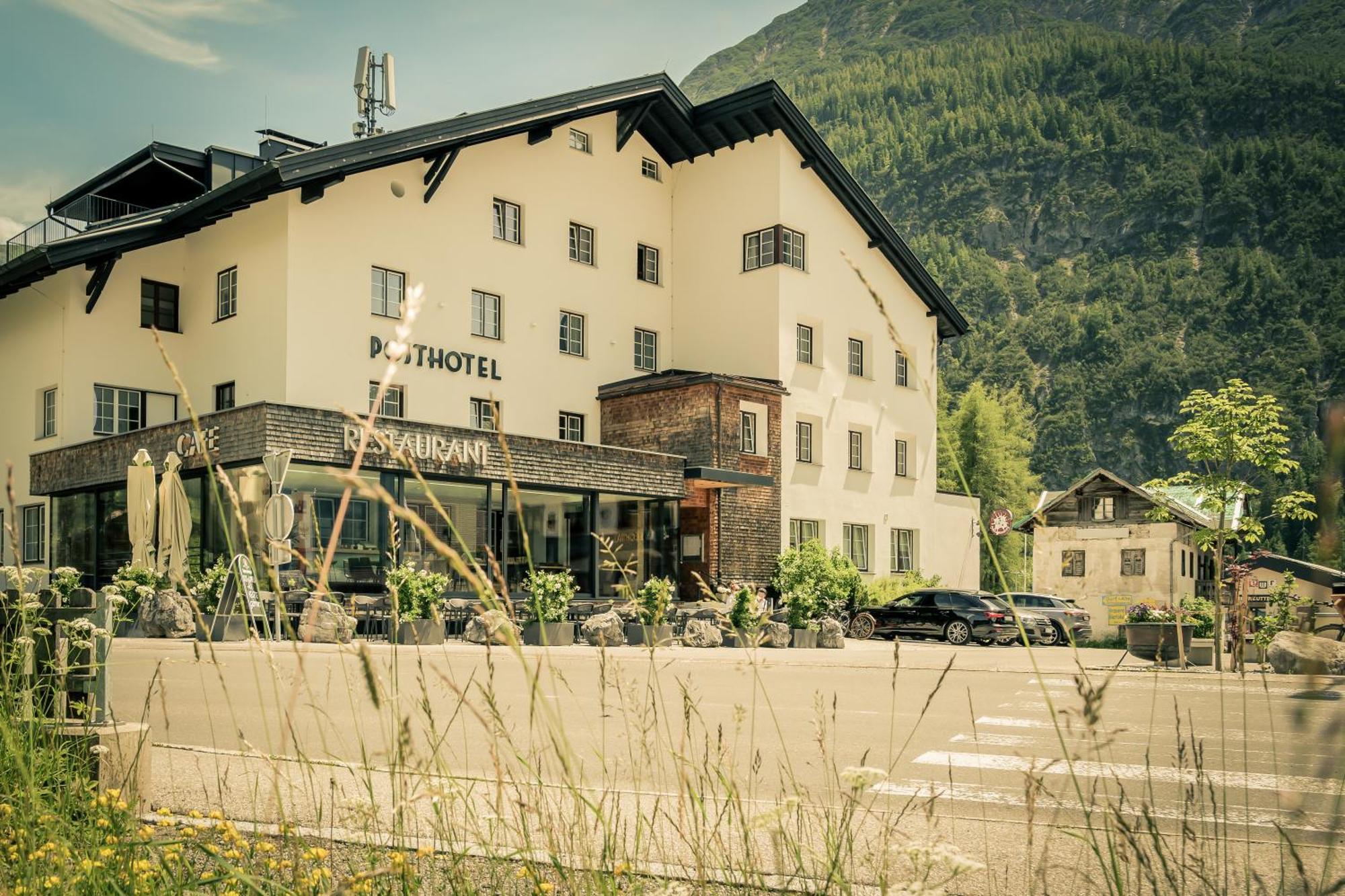 Posthotel Lechtal, Arlberg ホルツガウ エクステリア 写真